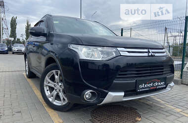 Позашляховик / Кросовер Mitsubishi Outlander 2014 в Миколаєві