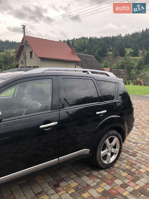Позашляховик / Кросовер Mitsubishi Outlander 2007 в Міжгір'ї