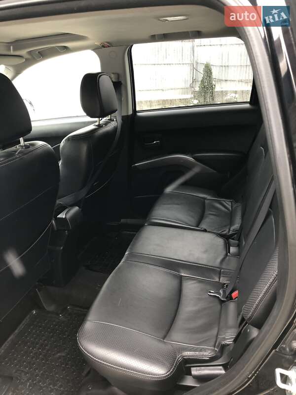 Позашляховик / Кросовер Mitsubishi Outlander 2007 в Міжгір'ї