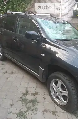 Mitsubishi Outlander 2005