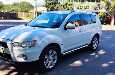 Mitsubishi Outlander 2011