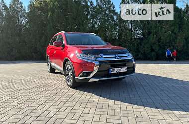 Внедорожник / Кроссовер Mitsubishi Outlander 2018 в Запорожье