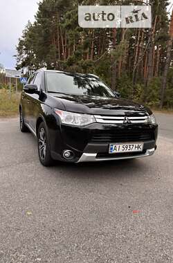 Позашляховик / Кросовер Mitsubishi Outlander 2014 в Ірпені