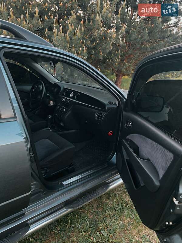 Внедорожник / Кроссовер Mitsubishi Outlander 2004 в Тернополе фото 6 Внедорожник / Кроссовер Mitsubishi Outlander 2004 в Тернополе