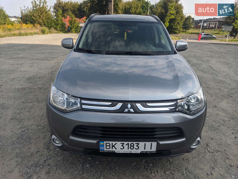 Позашляховик / Кросовер Mitsubishi Outlander 2012 в Рівному фото 6 Позашляховик / Кросовер Mitsubishi Outlander 2012 в Рівному