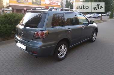 Позашляховик / Кросовер Mitsubishi Outlander 2004 в Ужгороді