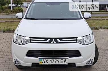 Позашляховик / Кросовер Mitsubishi Outlander 2013 в Костопілі