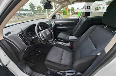 Позашляховик / Кросовер Mitsubishi Outlander 2013 в Костопілі