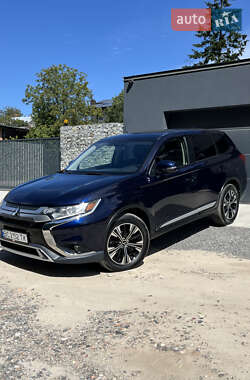 Mitsubishi Outlander 2019