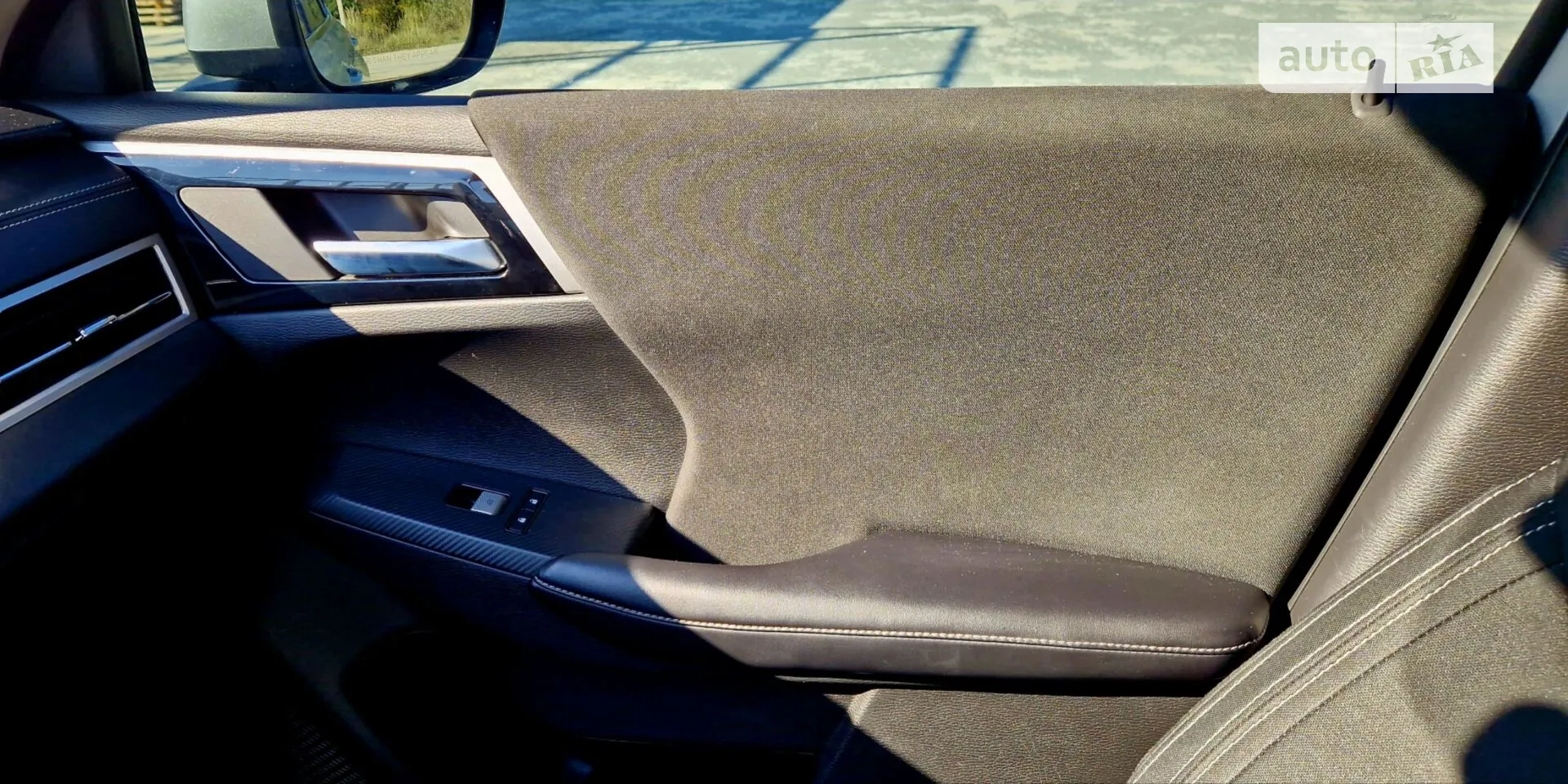 2021 Mitsubishi Outlander - мініатюра 14