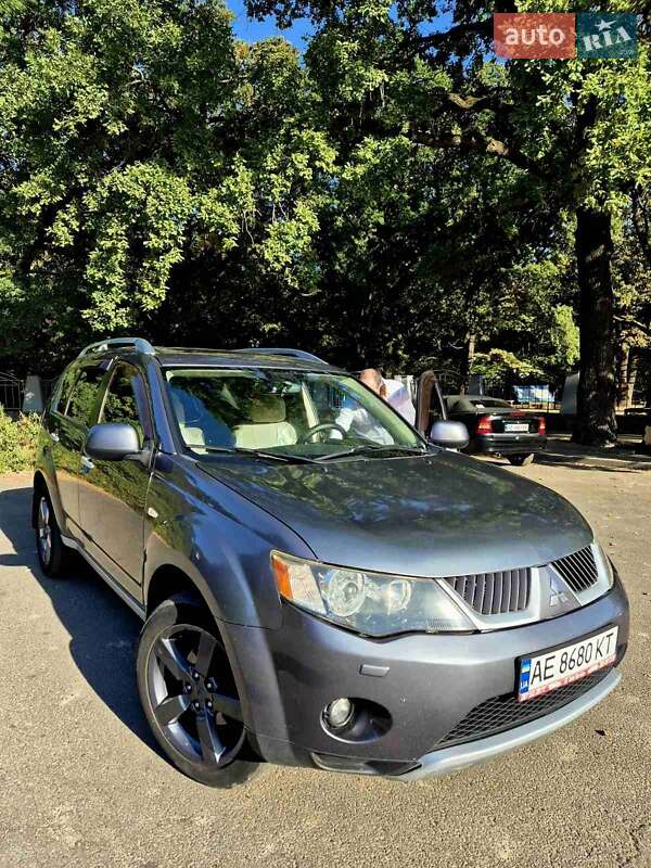 Mitsubishi Outlander 2008