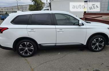 Mitsubishi Outlander 2018