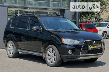 Mitsubishi Outlander 2012