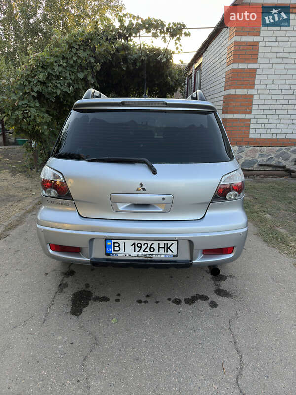 Внедорожник / Кроссовер Mitsubishi Outlander 2005 в Полтаве