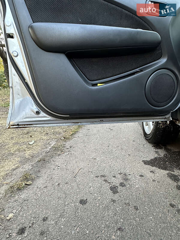 Внедорожник / Кроссовер Mitsubishi Outlander 2005 в Полтаве