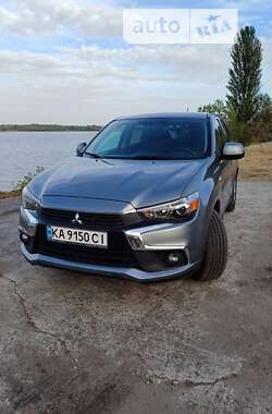 Внедорожник / Кроссовер Mitsubishi Outlander 2014 в Каневе