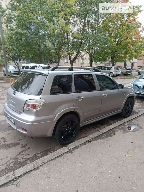 Внедорожник / Кроссовер Mitsubishi Outlander 2008 в Львове фото 5 Внедорожник / Кроссовер Mitsubishi Outlander 2008 в Львове