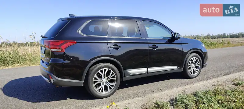 Mitsubishi Outlander