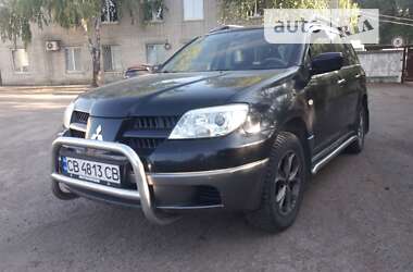 Внедорожник / Кроссовер Mitsubishi Outlander 2005 в Нежине