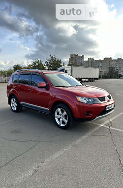 Позашляховик / Кросовер Mitsubishi Outlander 2009 в Києві