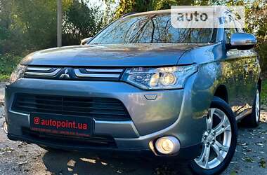 Mitsubishi Outlander 2012