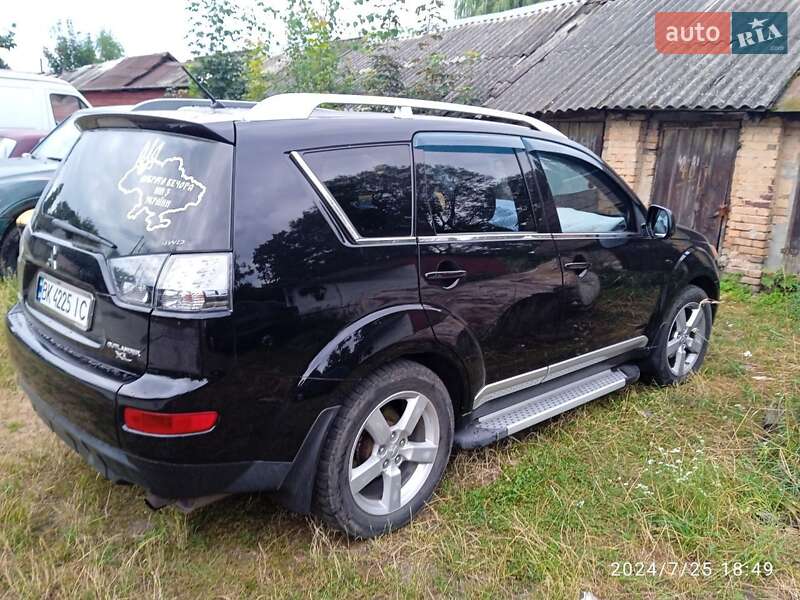 Внедорожник / Кроссовер Mitsubishi Outlander 2008 в Гоще