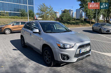 Внедорожник / Кроссовер Mitsubishi Outlander 2012 в Киеве