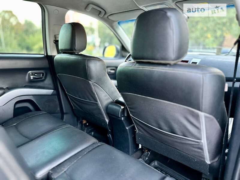Внедорожник / Кроссовер Mitsubishi Outlander 2008 в Днепре
