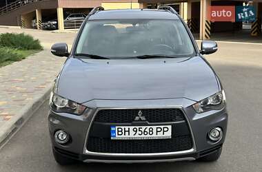 Внедорожник / Кроссовер Mitsubishi Outlander 2012 в Одессе