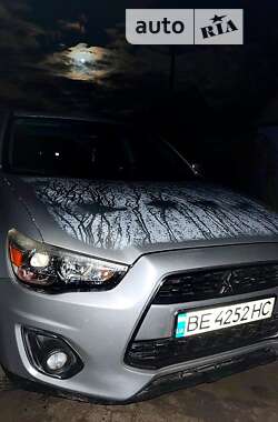 Позашляховик / Кросовер Mitsubishi Outlander 2013 в Миколаєві