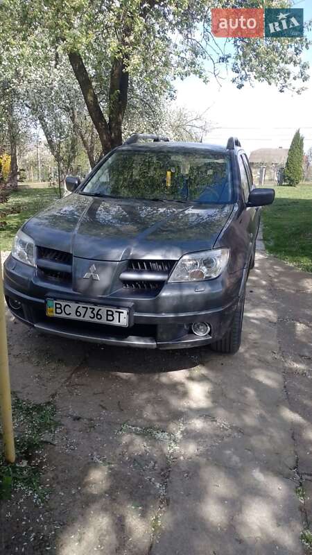Mitsubishi Outlander 2008