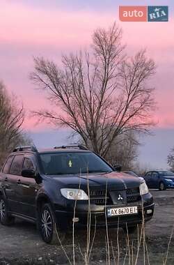 Внедорожник / Кроссовер Mitsubishi Outlander 2004 в Ужгороде