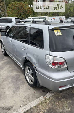 Позашляховик / Кросовер Mitsubishi Outlander 2007 в Києві