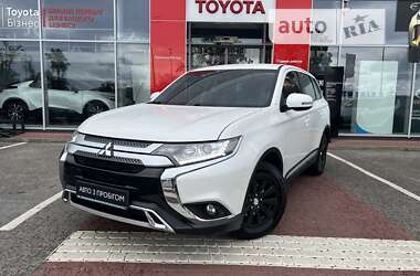 Позашляховик / Кросовер Mitsubishi Outlander 2020 в Вінниці