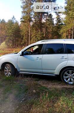 Внедорожник / Кроссовер Mitsubishi Outlander 2010 в Славуте