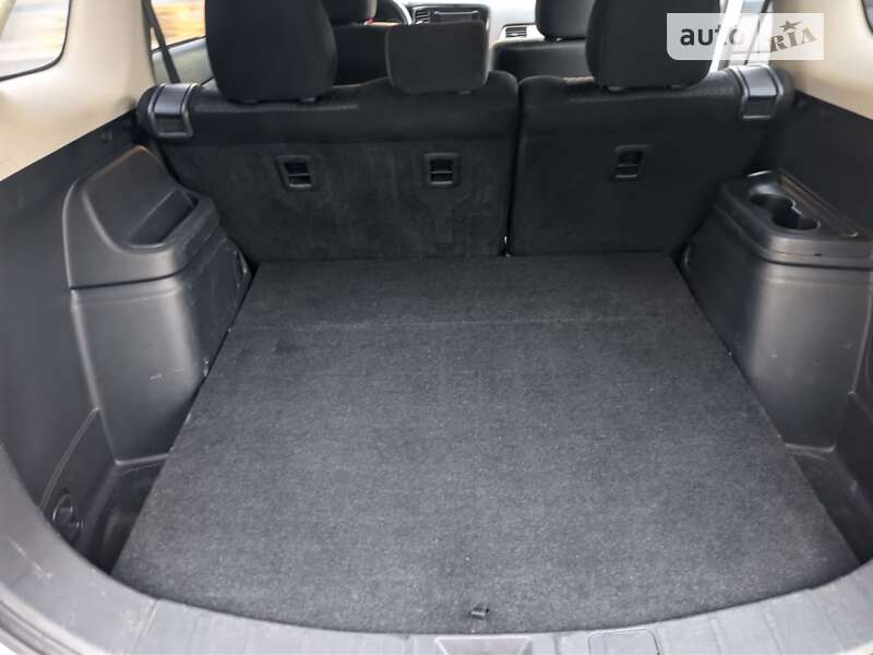 Позашляховик / Кросовер Mitsubishi Outlander 2013 в Рівному