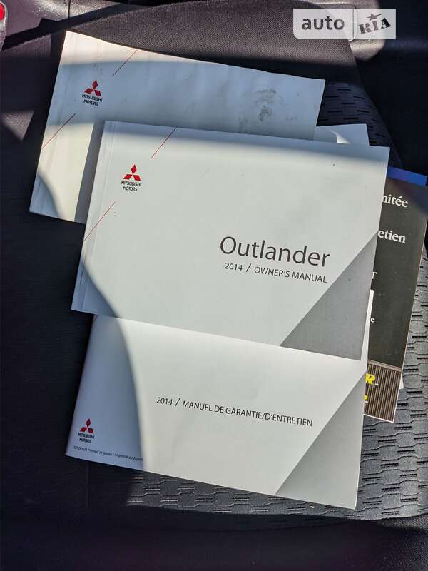 Позашляховик / Кросовер Mitsubishi Outlander 2013 в Рівному
