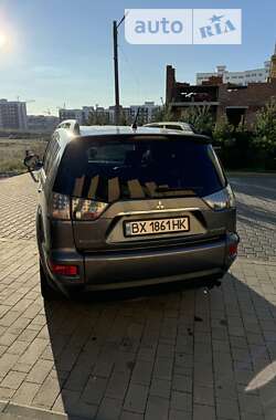 Внедорожник / Кроссовер Mitsubishi Outlander 2011 в Хмельницком