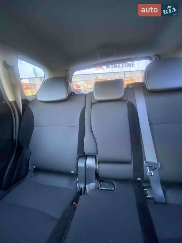 Позашляховик / Кросовер Mitsubishi Outlander 2010 в Львові