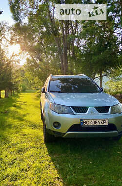 Позашляховик / Кросовер Mitsubishi Outlander 2008 в Турці