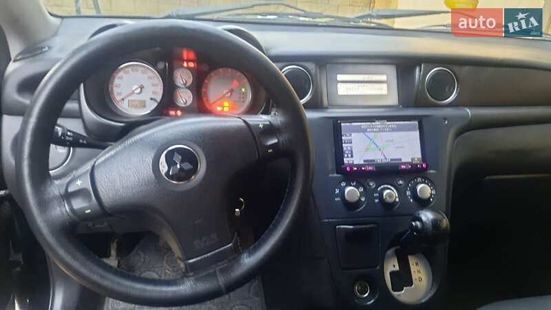 Позашляховик / Кросовер Mitsubishi Outlander 2003 в Києві