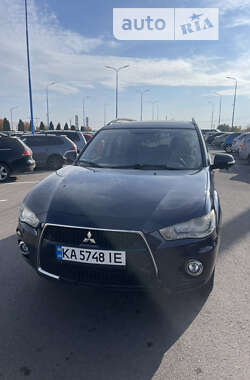 Позашляховик / Кросовер Mitsubishi Outlander 2012 в Ужгороді