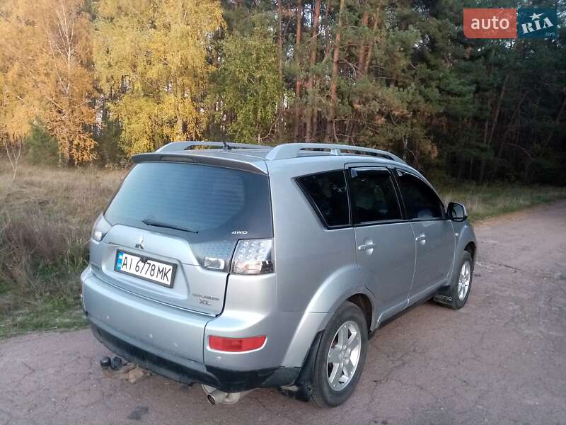 Внедорожник / Кроссовер Mitsubishi Outlander 2008 в Остер фото 7 Внедорожник / Кроссовер Mitsubishi Outlander 2008 в Остер