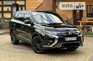 Mitsubishi Outlander 2018