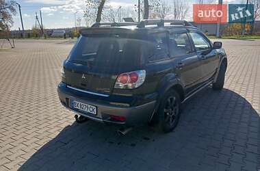 Позашляховик / Кросовер Mitsubishi Outlander 2004 в Старокостянтинові