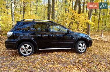 Внедорожник / Кроссовер Mitsubishi Outlander 2006 в Гайсине