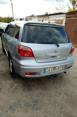 Внедорожник / Кроссовер Mitsubishi Outlander 2005 в Ватутино