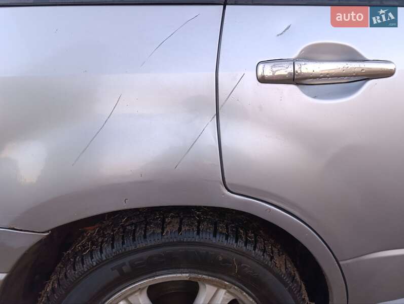 Внедорожник / Кроссовер Mitsubishi Outlander 2003 в Рава-Русской