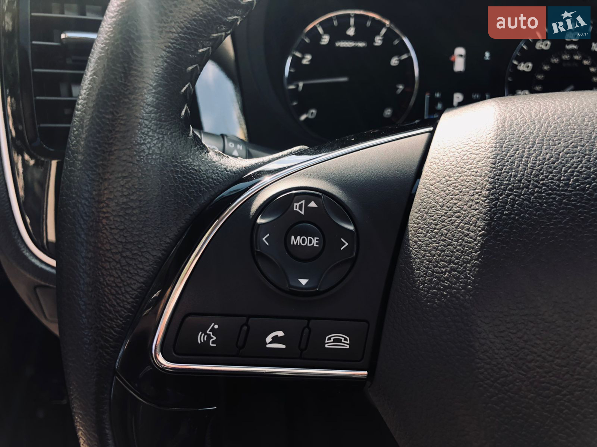 2017 Mitsubishi Outlander - мініатюра 10