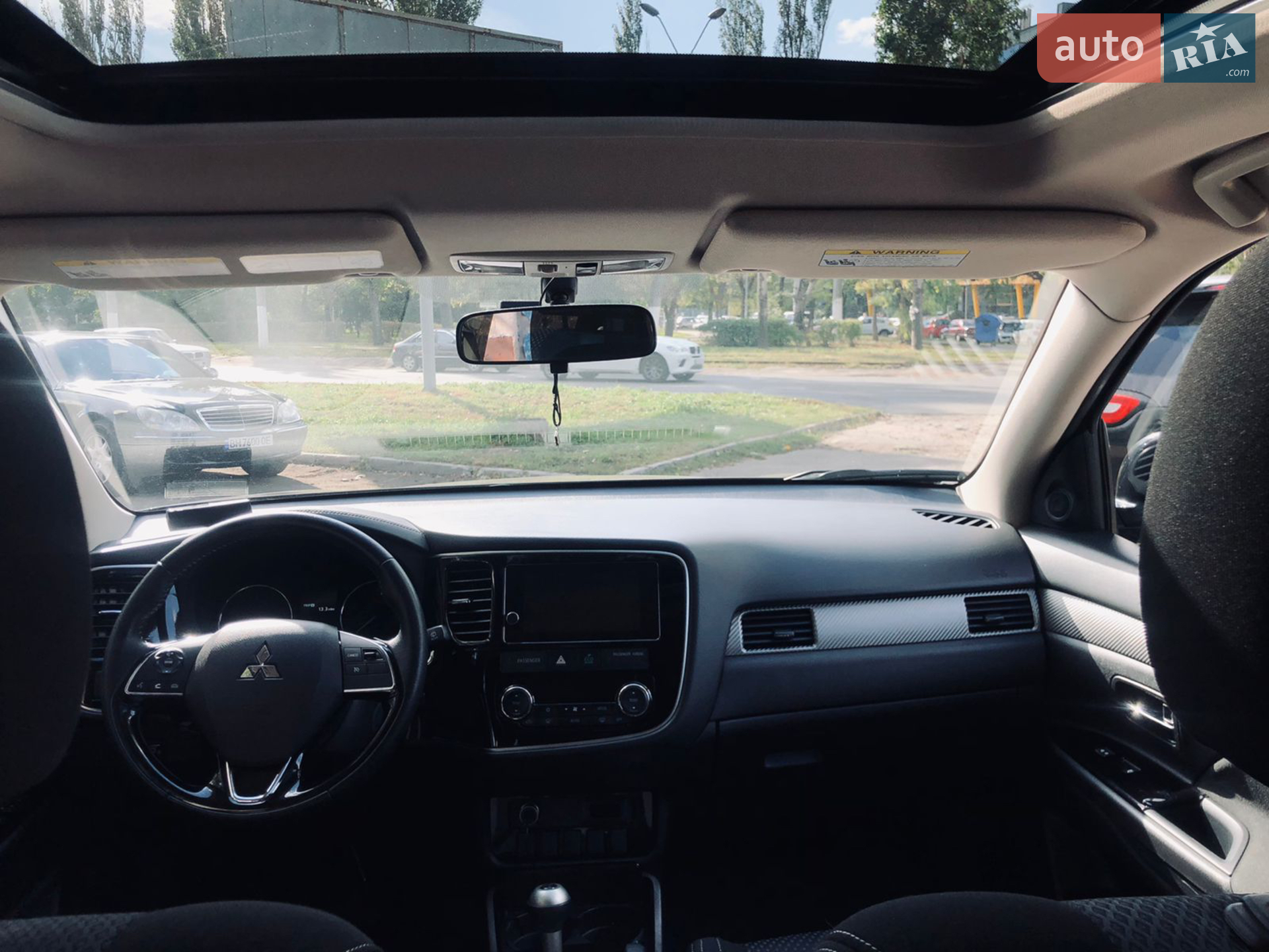 2017 Mitsubishi Outlander - мініатюра 18